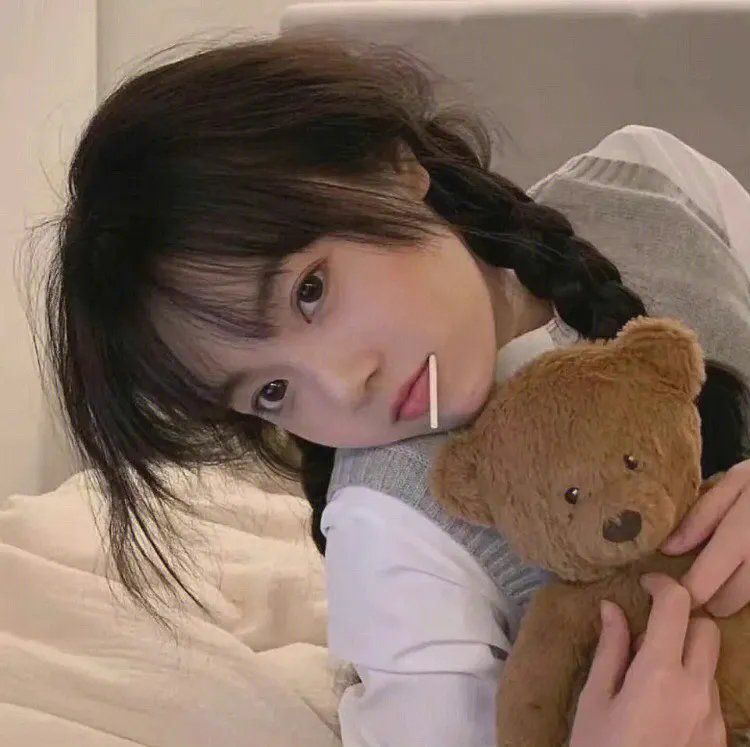 蝙蝠侠与小丑女封面